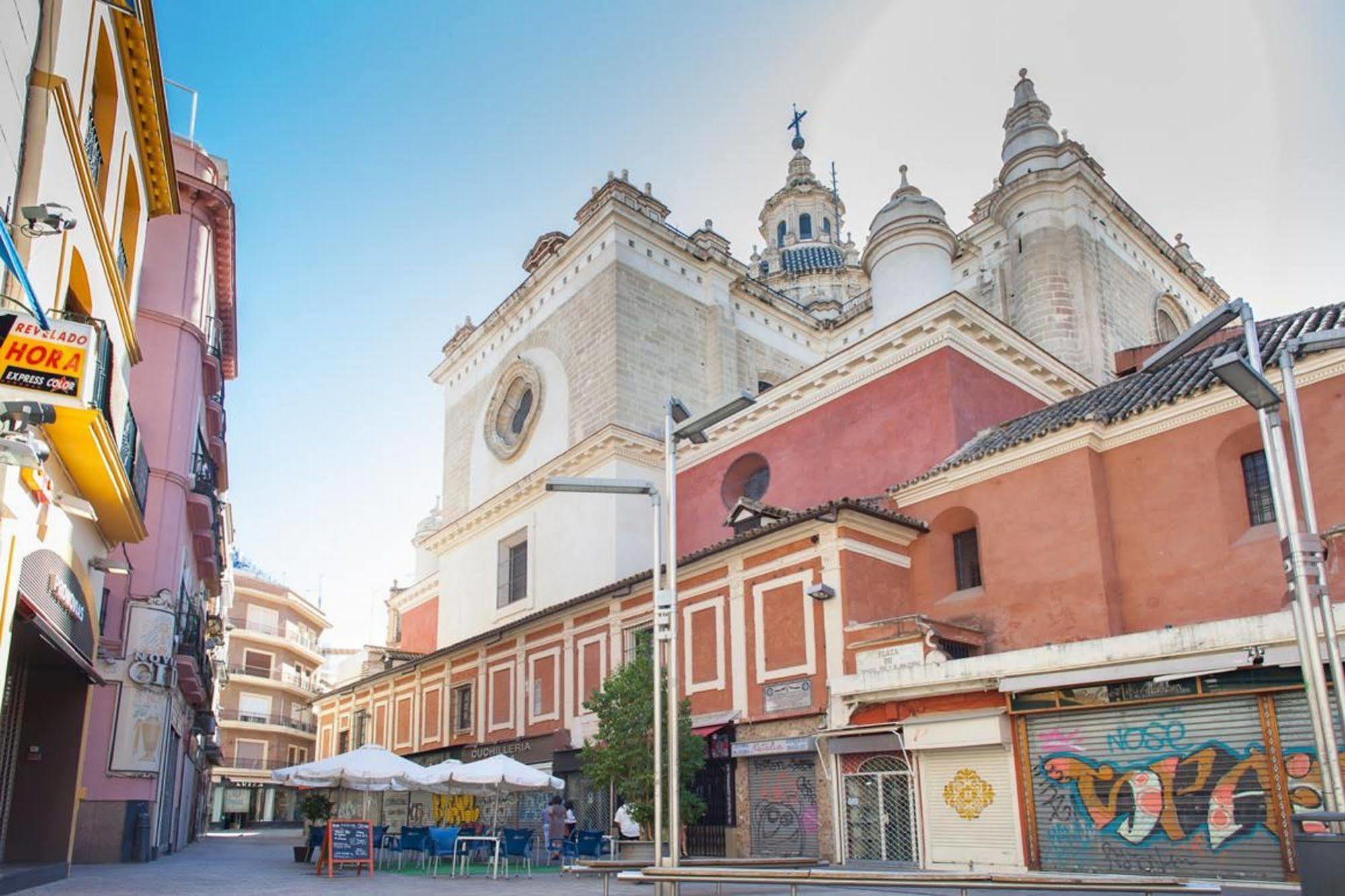 Reservaloen Plaza Del Salvador Seville Exterior photo